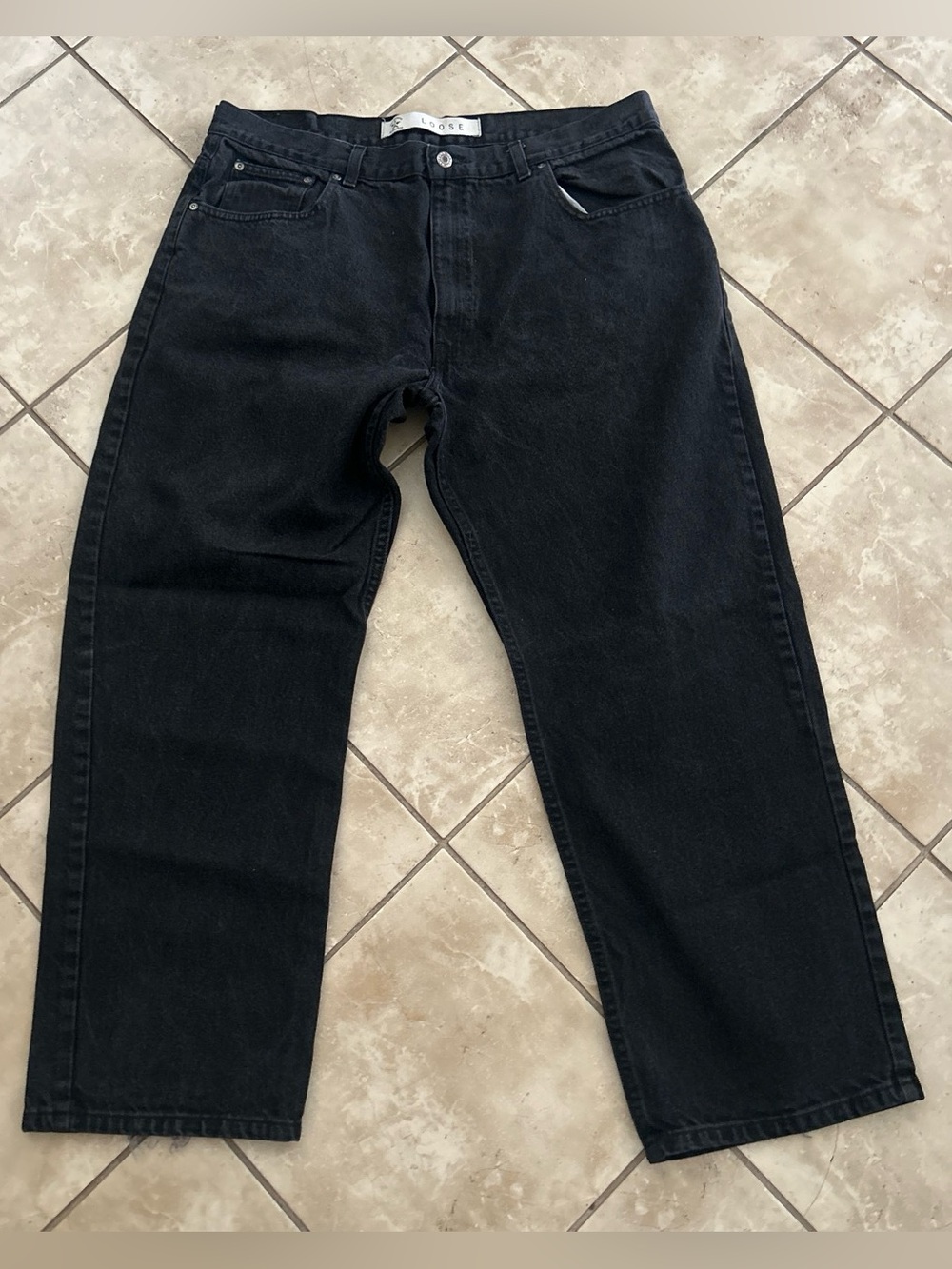 Men's VTG Arizona Loose Fit Denim Black Jeans With a Button Fly Sz 40/30